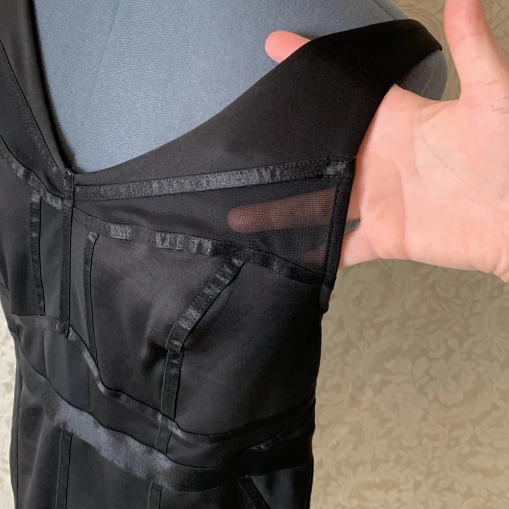 ❌SOLD❌TORRID BLACK SCUBA KNIT & MESH BODYCON DRESS - Picture 8 of 14